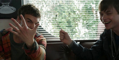 �������